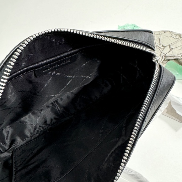 Michael Michael Kors Jet Set Black Large Saffiano Leather Crossbody Bag New - Picture 9 of 11